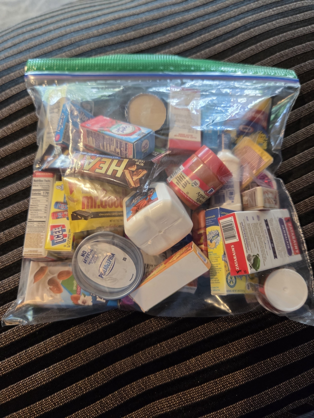 A big lot of mini brands